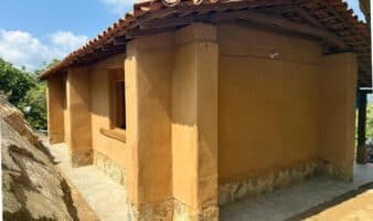 Viviendas de adobe reforzado resisten sismo de 6.5 en Acapulco: un modelo comunitario que funciona