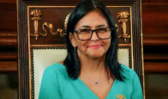 Delcy Rodríguez anuncia desbloqueo de activos venezolanos tras diálogo con Trump
