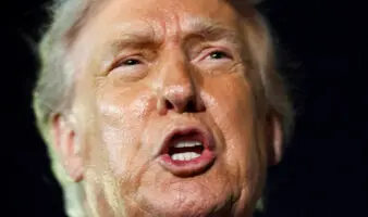 Zovatto alerta sobre una presidencia 'imperial sin límites' de Trump y un mundo en 'recesión democrática'