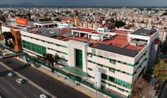 Sheinbaum anuncia credencialización para homologar atención médica en IMSS, ISSSTE e IMSS Bienestar