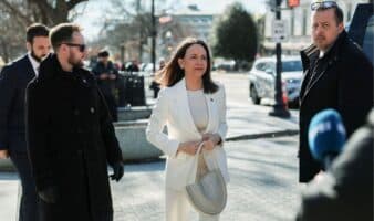 Rubio dice que María Corina Machado "puede formar parte" de la transición en Venezuela