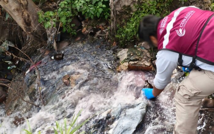 Profepa clausura drenaje municipal en Hidalgo por posibles contaminantes industriales al río Tepeji