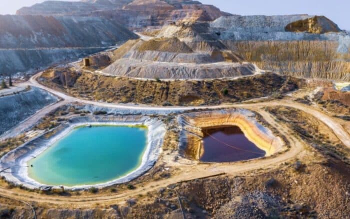 México y EE.UU. negocian acuerdo para explotar minerales críticos y despiertan alertas por impactos ambientales y en comunidades indígenas