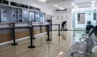 Estos son los bancos que cerrarán este lunes tras violencia por abatimiento de 'El Mencho'