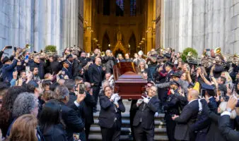 Entre trombones, salsa y aplausos despiden a Willie Colón en Nueva York