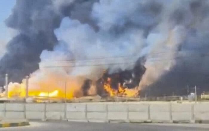 Aristegui en Vivo: Petróleo y gas se disparan tras ataque a yacimiento iraní; señalan a César Chávez de abusos sexuales (19/03/2026)