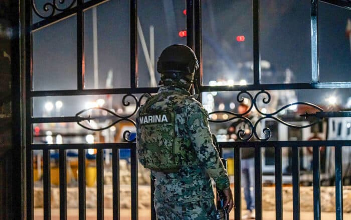 Lo mejor de Aristegui en Vivo: Denuncian violencia y amenazas en Marina; presunto vínculo con prófugos por huachicol (05/03/2026)