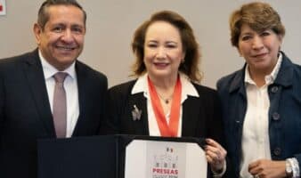 Delfina Gómez y PJEM premian a la ministra Yasmín Esquivel por su 'excelencia jurídica'