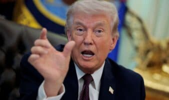 Trump propone extraer petróleo en Ormuz y 'hacerse ricos'