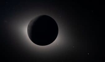 Artemis II registra eclipse solar durante sobrevuelo lunar y comienza retorno a la Tierra