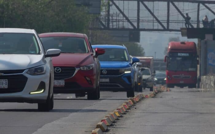Contingencia ambiental continúa; estos autos no circulan el domingo 26 de abril