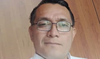 Absuelven a comisario maya denunciado por mega granja porcícola contra la que protestó