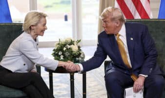 Entra en vigor el acuerdo comercial entre la UE y EE.UU. pactado con Trump