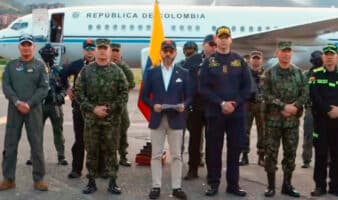 De la Espriella pide al Ejército colombiano combatir grupos armados