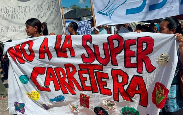 Comunidades tseltales y cho’oles marchan en Chiapas contra la autopista Palenque-Ocosingo