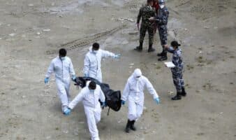 Nepal aumenta a 1,127 los muertos y a casi 4,900 los desaparecidos tras la riada