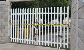 Ataque en secundaria de Torreón: Dos exalumnos detenidos, un hecho aislado y un entorno familiar desarticulado