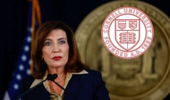 Cornell apoya reforma de la ley de delitos sexuales de Nueva York defendida por Hochul